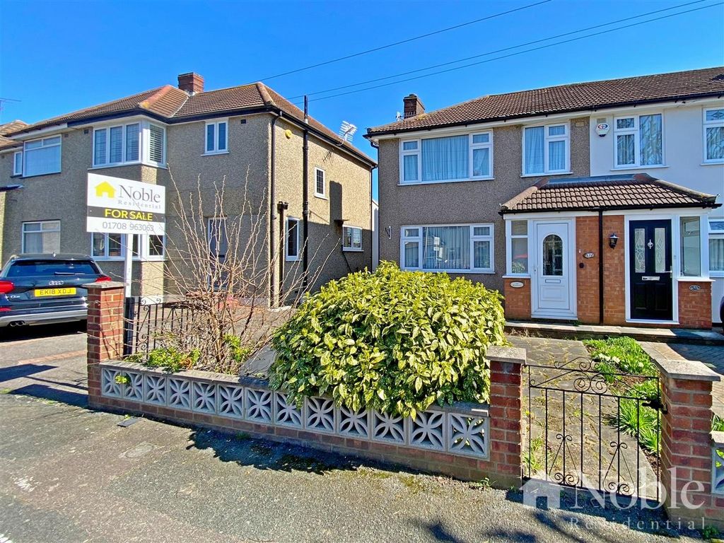3 bed end terrace house for sale in Rosebank Avenue, Elm Park