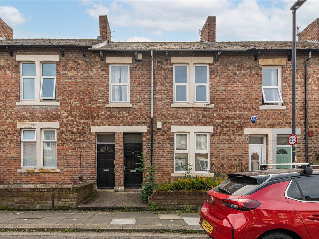 3 bed flat for sale in Hotspur Street, Heaton, Newcastle Upon Tyne NE6