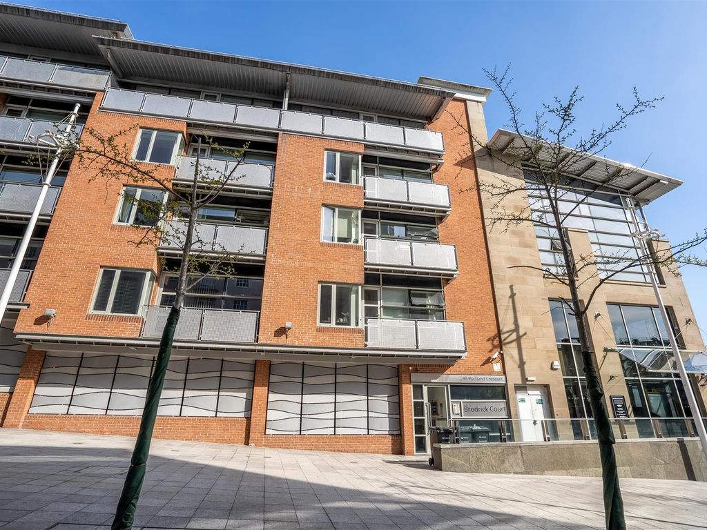 Broderick Court, Portland Crescent, Leeds LS1  