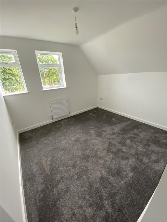 1 bed flat to rent in Abbey Road, Abbey Hulton, StokeOnTrent ST2, £