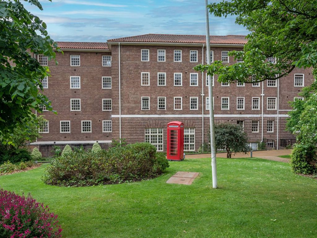 Scott Avenue, East Putney, London SW15