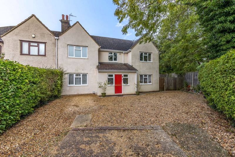 5 bed semidetached house for sale in Bidwell Hill, Houghton Regis