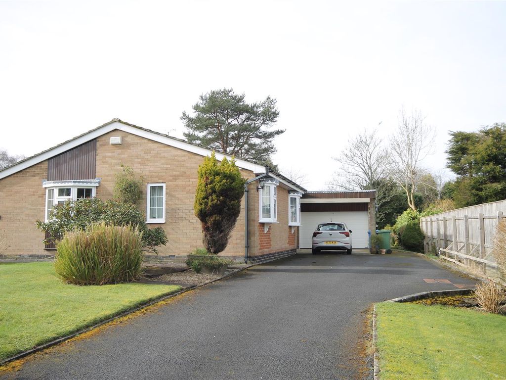 4 bed detached bungalow for sale in Errington Road, Darras Hall
