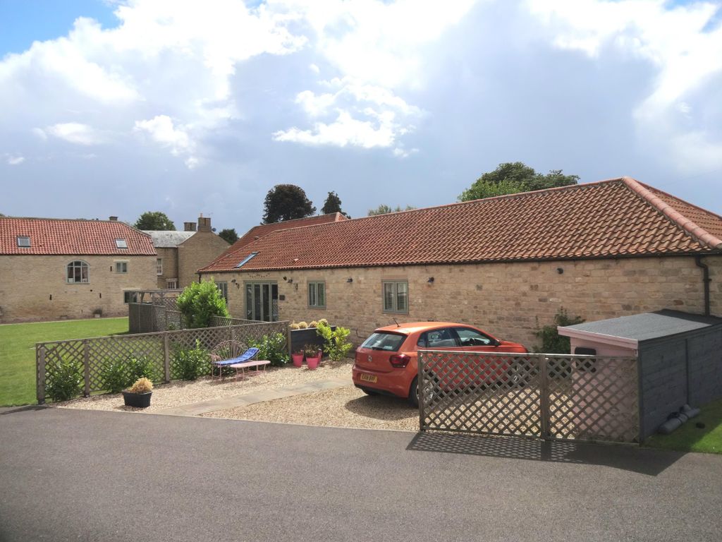 2 bed detached house for sale in North Street, Digby LN4, £380,700 Zoopla