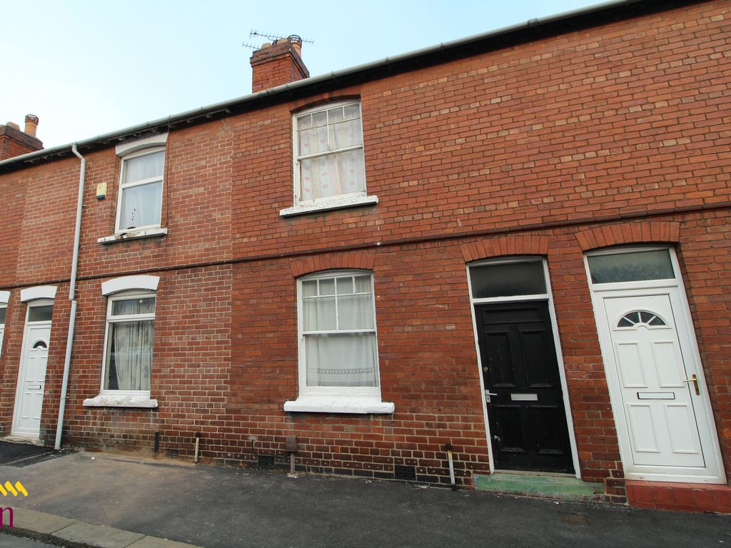 2 bed terraced house to rent in Regent Street, Balby, Doncaster DN4, £