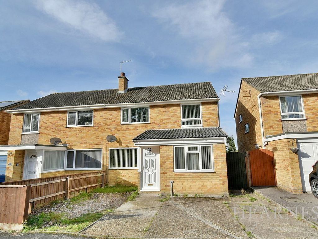 3 bed semidetached house for sale in Bunting Road, Ferndown BH22, £