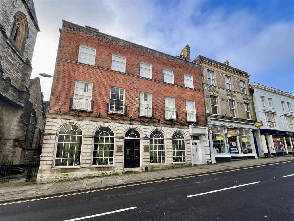 1 bed flat to rent in Flat 4, 22 High East Street, Dorchester DT1, £850