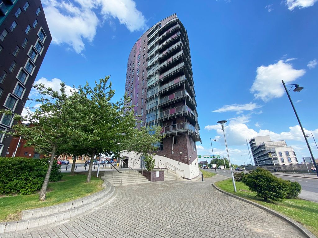 2 bed flat for sale in Echo Central One, Cross Green Lane, Leeds, West