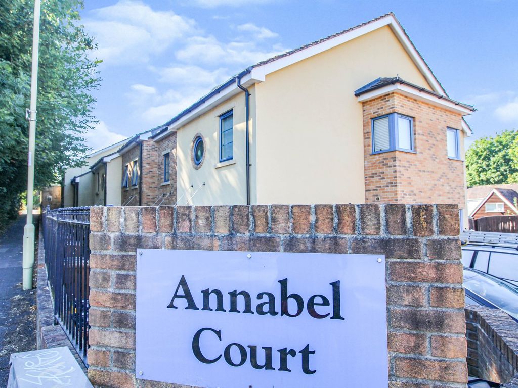 2 bed flat to rent in Annabel Court, Dene Road, Andover SP10 Zoopla