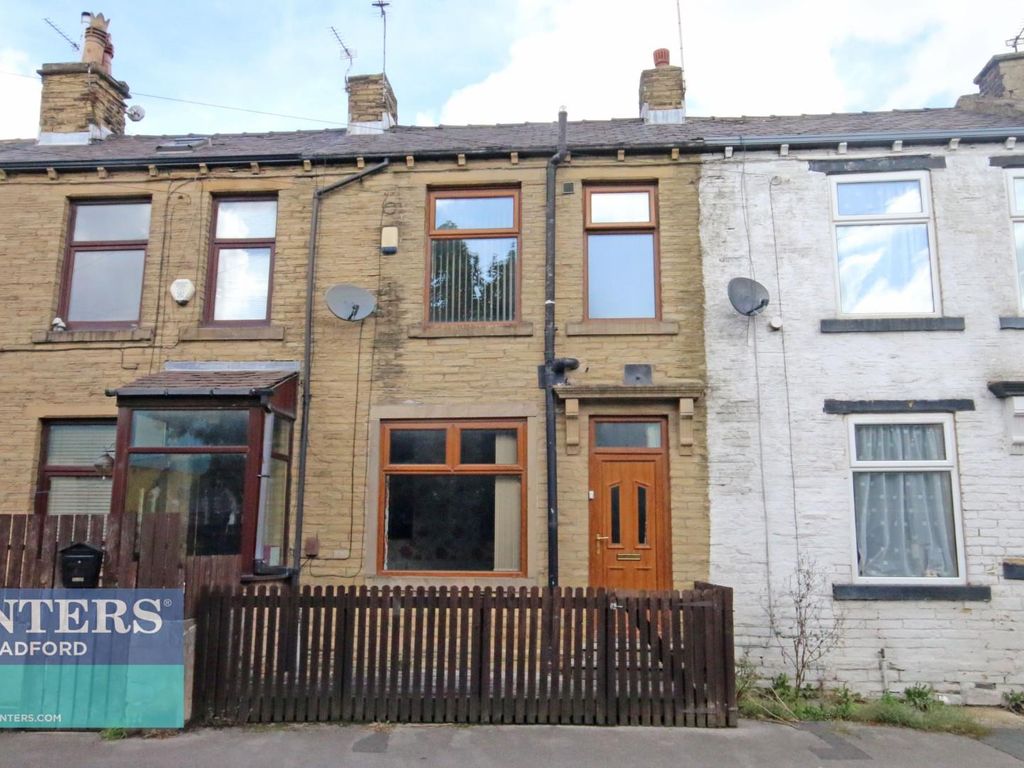 2 bed terraced house for sale in Holme Lane, Bradford BD4, £60,000 Zoopla