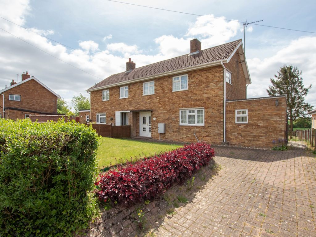 3 bed semidetached house for sale in High Street, West Wickham