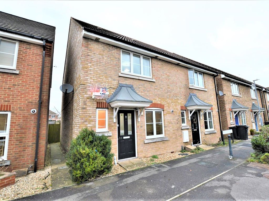 3 bed semidetached house to rent in Headlands Grove, Swindon SN2 Zoopla