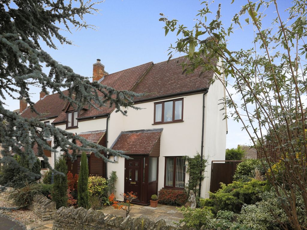 2 bed end terrace house for sale in Greyrick Court, Mickleton, Chipping