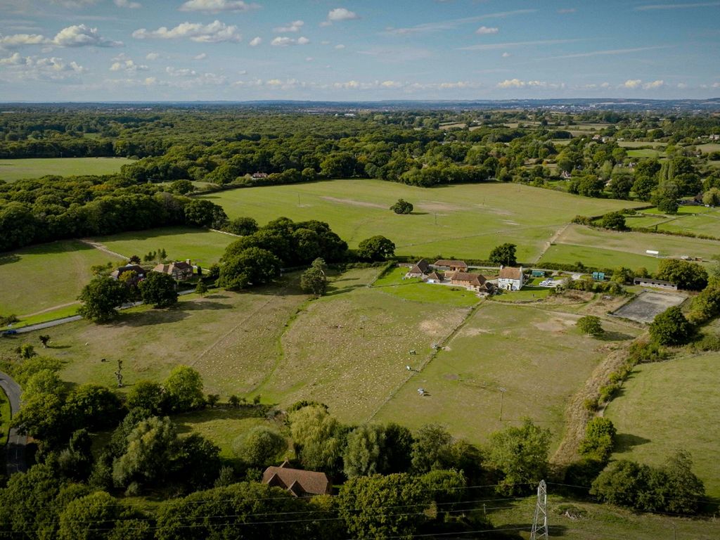 7 bed farmhouse for sale in Bonnington, Ashford TN25 Zoopla