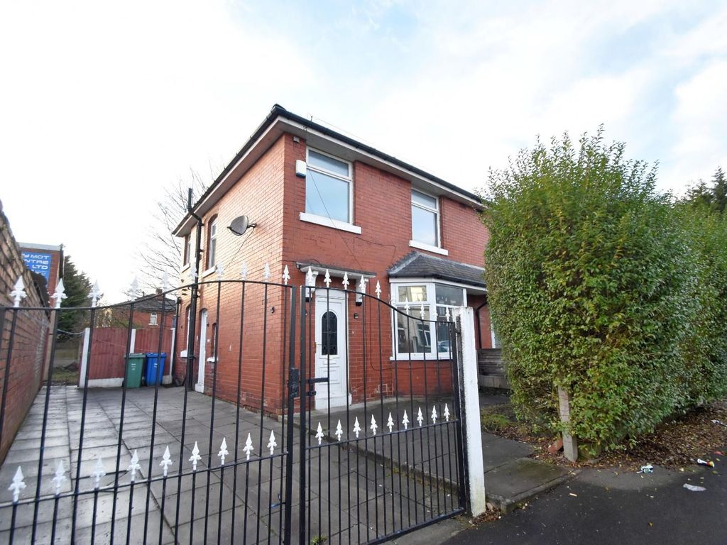 3 bed semidetached house for sale in Hornby Street, Bury BL9 Zoopla