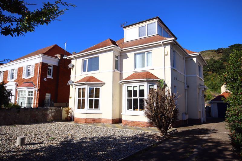 Gloddaeth Avenue, Llandudno LL30  