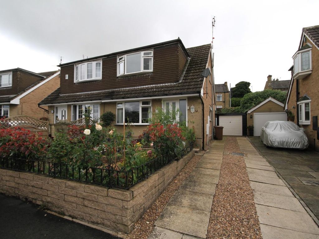 3 bed semidetached house for sale in Wavertree Park Gardens, Low Moor