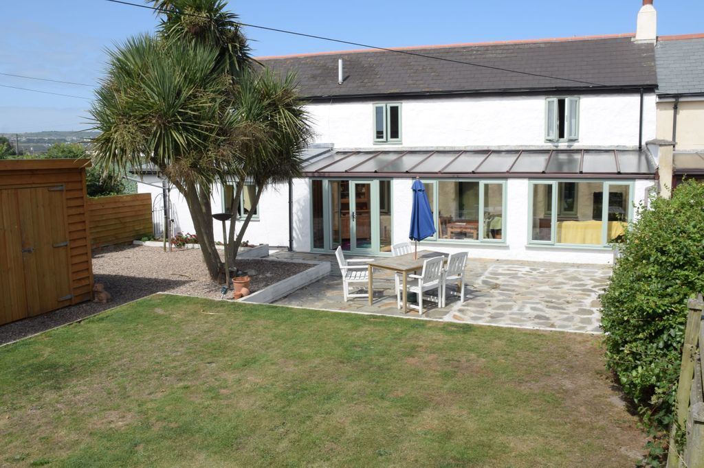 5 bed semidetached house for sale in Mexico Terrace, Phillack, Hayle