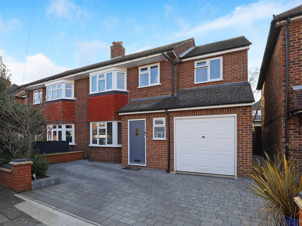4 bed semidetached house for sale in Priory Gardens, Hampton TW12 Zoopla