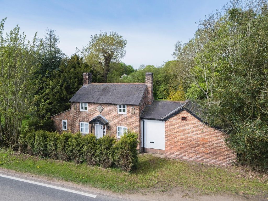 3 bed detached house for sale in Beeston, Tarporley CW6 - Zoopla