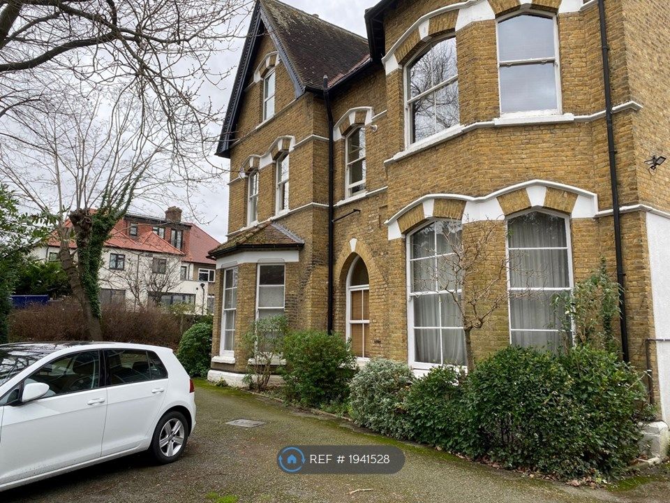 2 bed flat to rent in Shortlands Grove, Bromley BR2, £1,500 pcm Zoopla