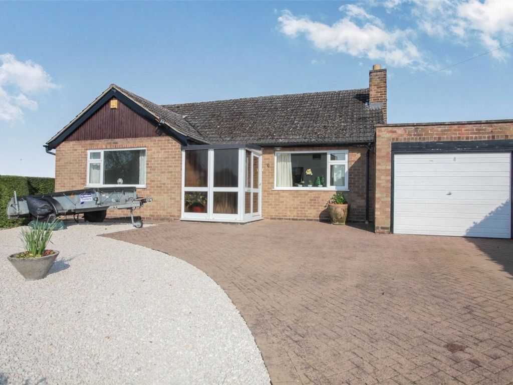 3 bed bungalow for sale in Chapel Street, Stapleton, Leicester