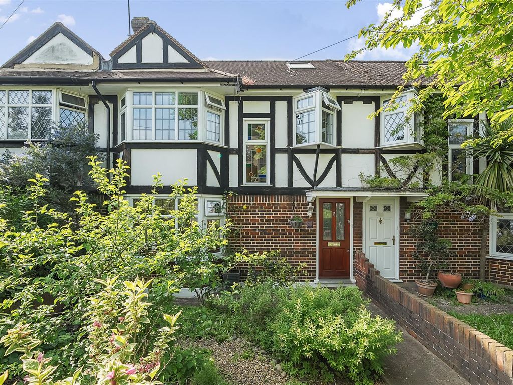3 bed terraced house for sale in Latchmere Lane, Kingston Upon Thames KT2, £825,000 Zoopla