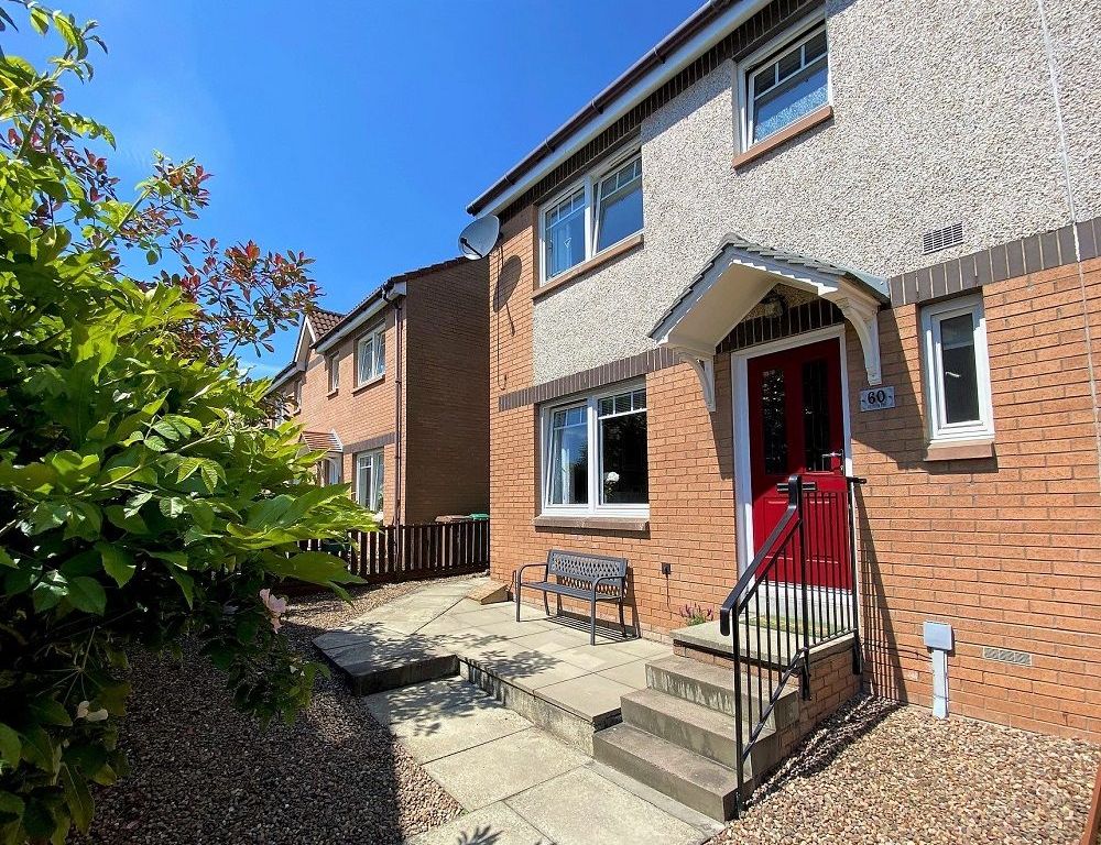 3 bed semidetached house for sale in Colliston Road, Dunfermline KY12