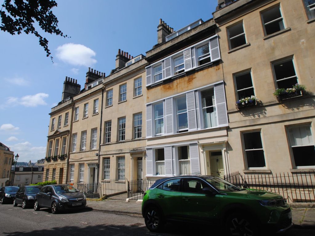 St James Square, Bath BA1  