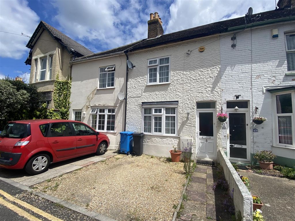 2 bed terraced house for sale in Elizabeth Road, Poole BH15, £284,950