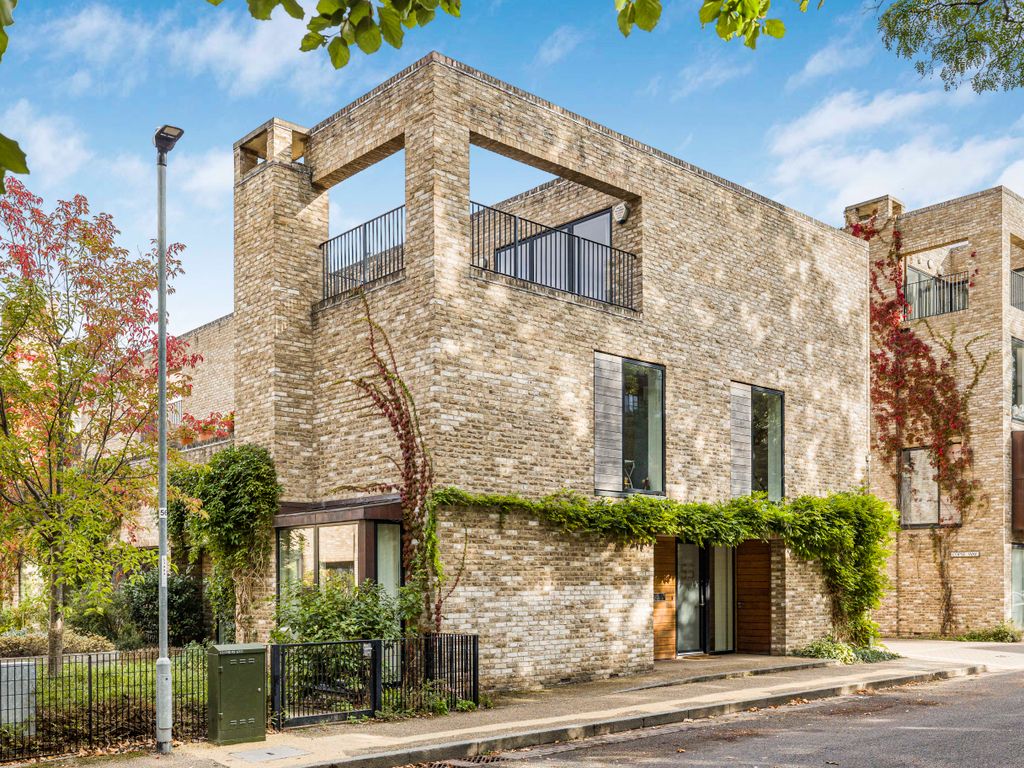 Aberdeen Avenue, Cambridge CB2  