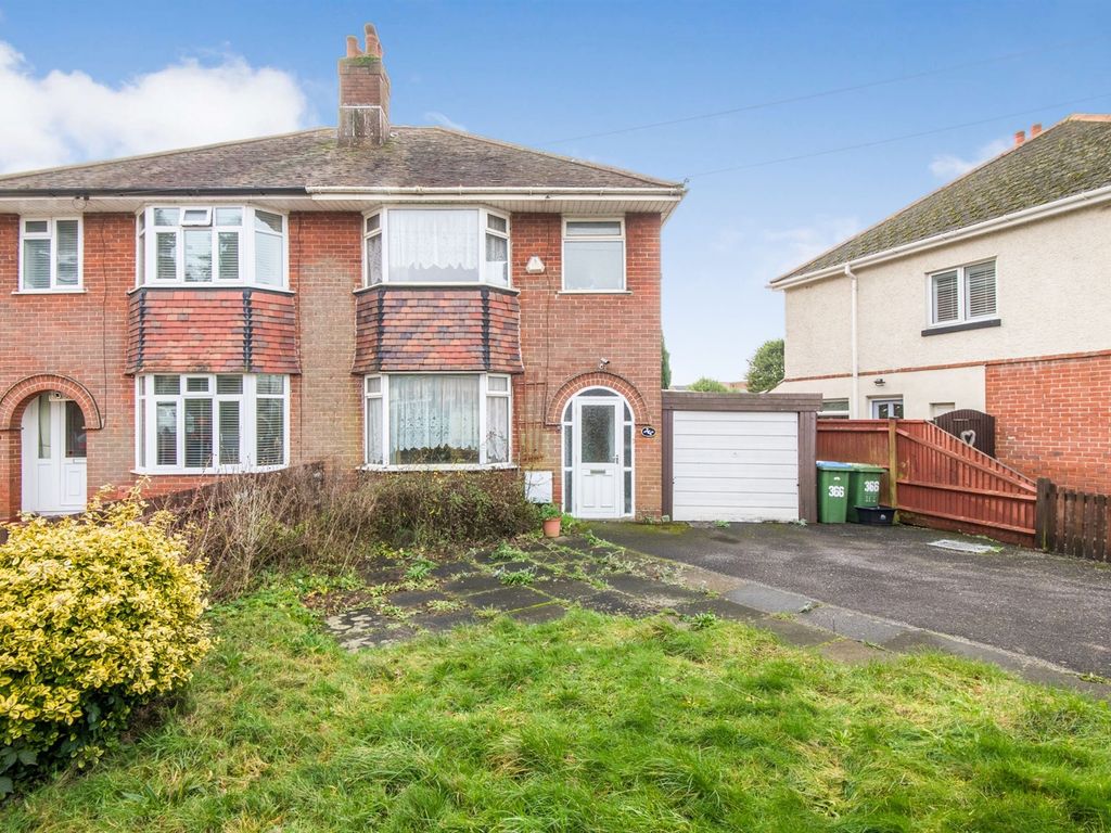 3 bed semidetached house for sale in Portsmouth Road, Sholing