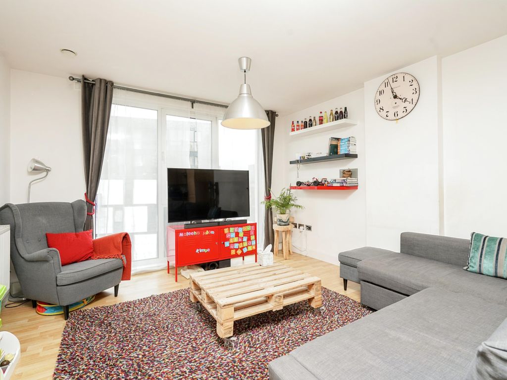 2 Warton Road, London E15  