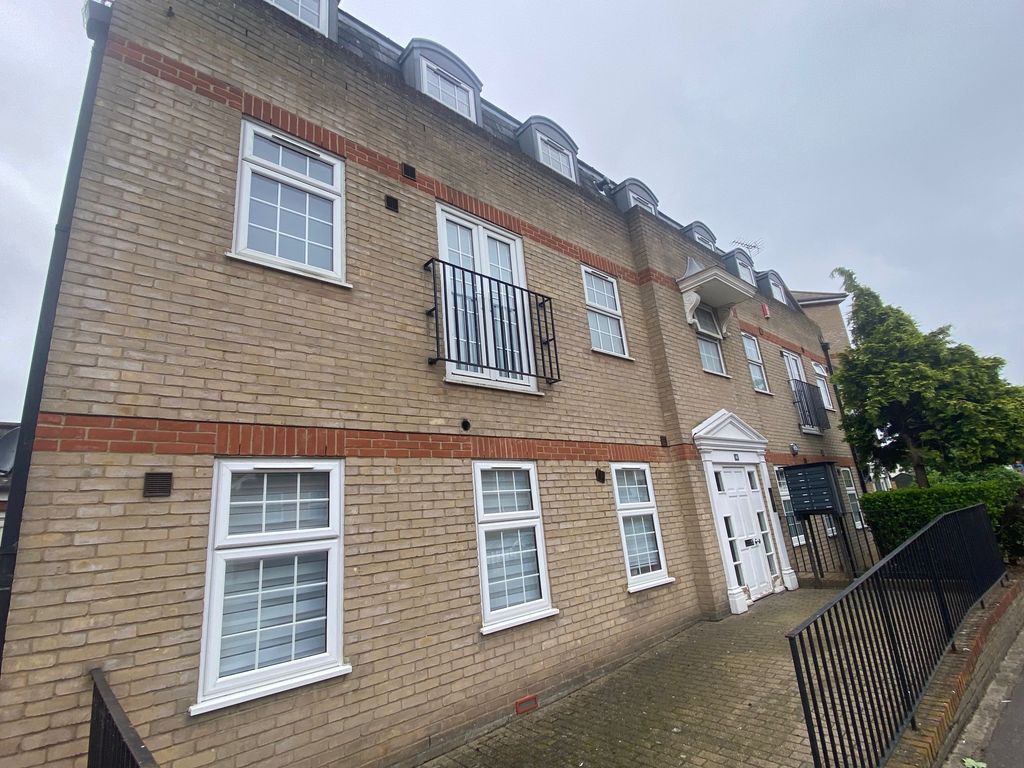 1 bed flat to rent in Howard Close, Waltham Abbey EN9, £1,252 pcm Zoopla