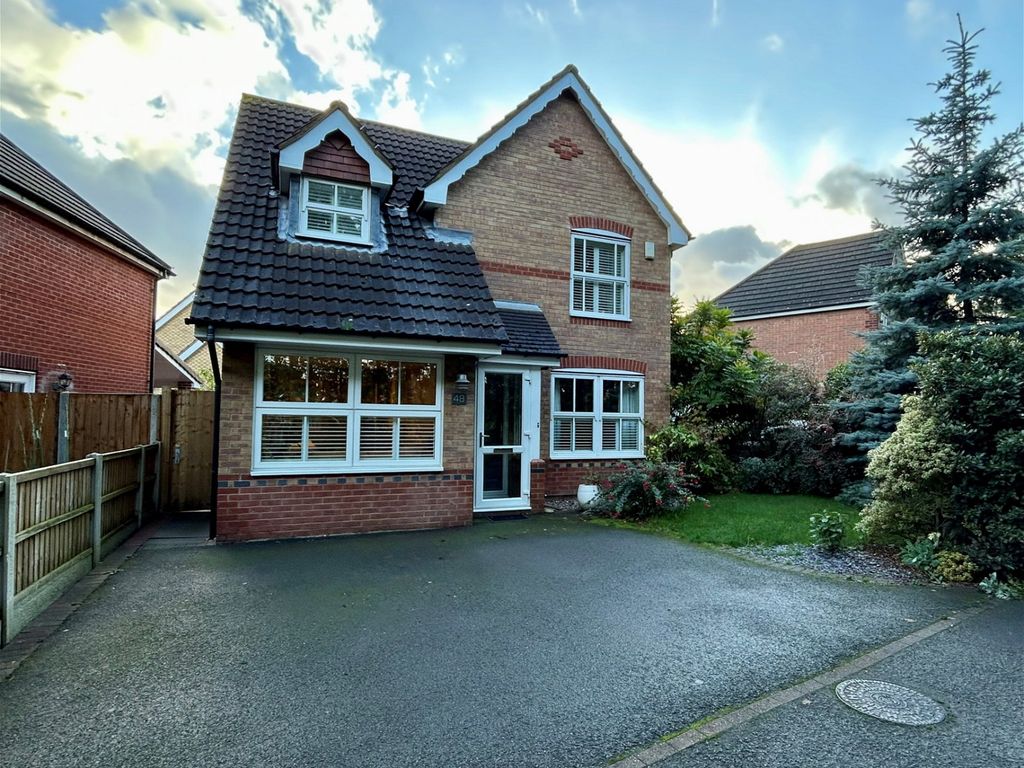 3 bed detached house for sale in Braunston Close, Sutton Coldfield B76
