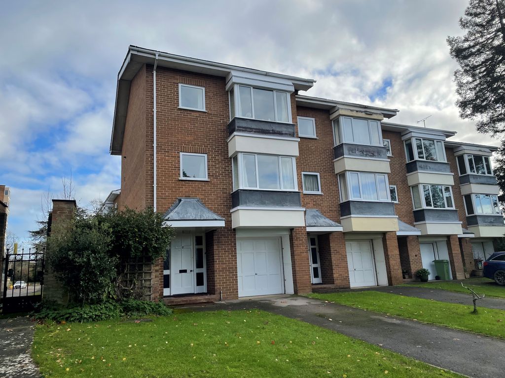 3 bed end terrace house for sale in Cleevelands Drive, Cheltenham GL50