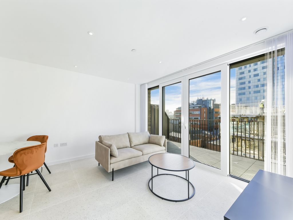 1 bed flat to rent in Apartments, The Silk District