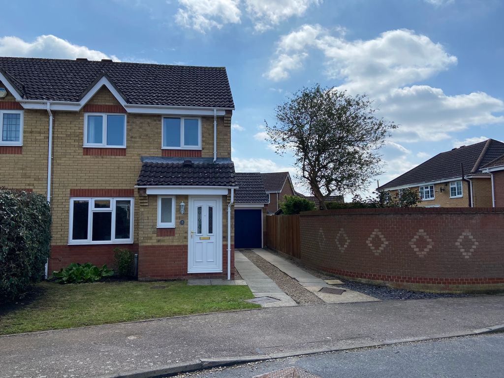 3 bed semidetached house to rent in Marigold Close, Norwich NR10 Zoopla
