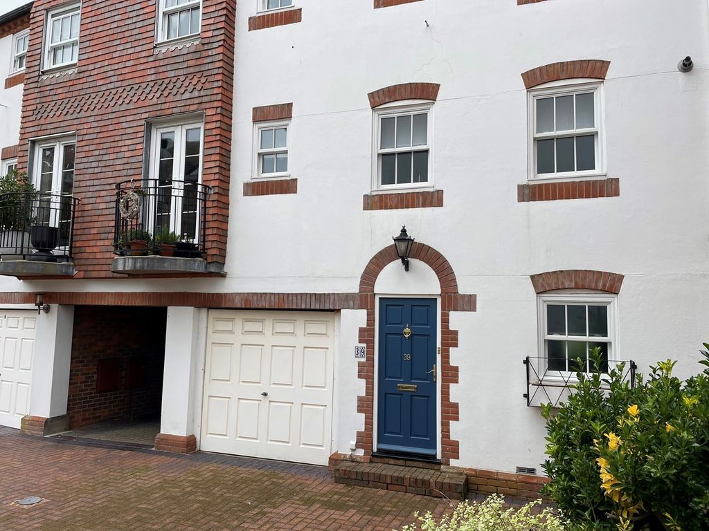 4 bed town house for sale in Poole Quay, Poole BH15, £500,000 Zoopla
