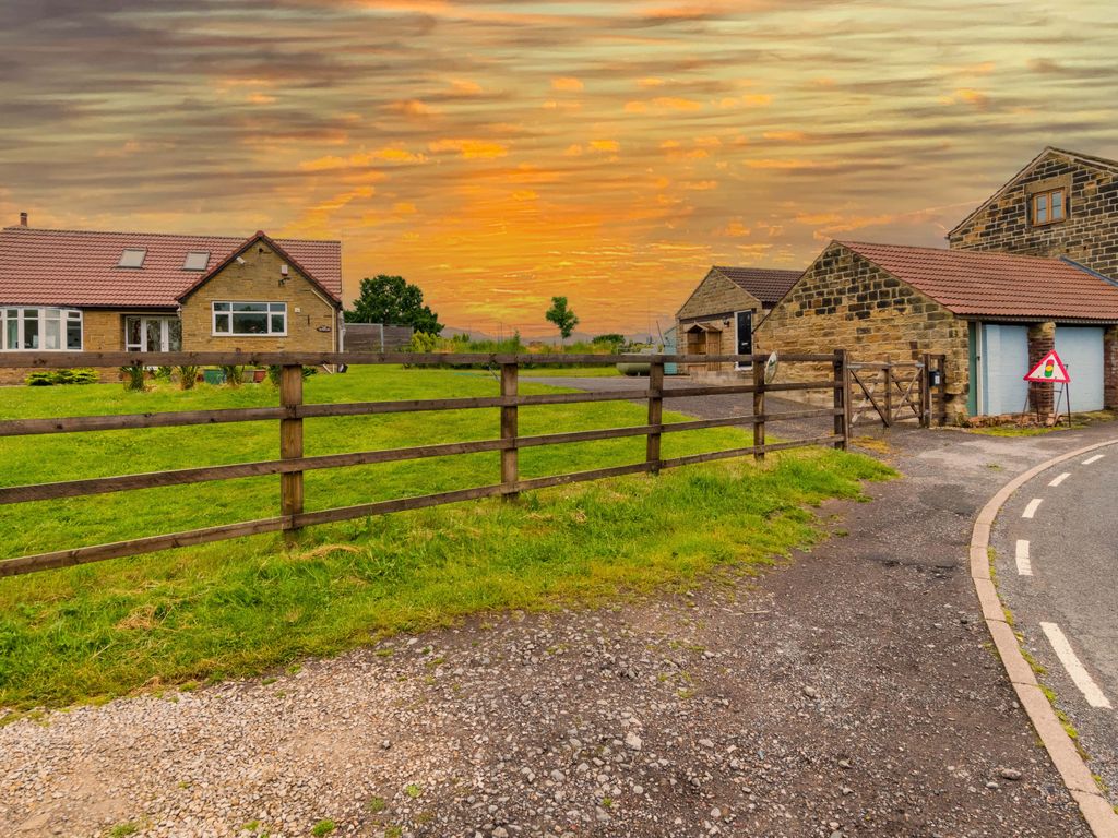 4 bed detached house for sale in Wintersett, Wakefield WF4 Zoopla