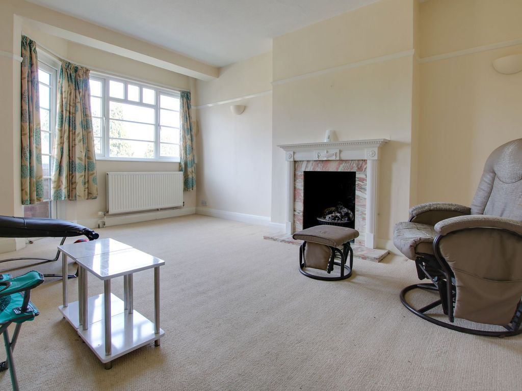 2 bed flat for sale in Knighton Park Road, Leicester LE2 Zoopla