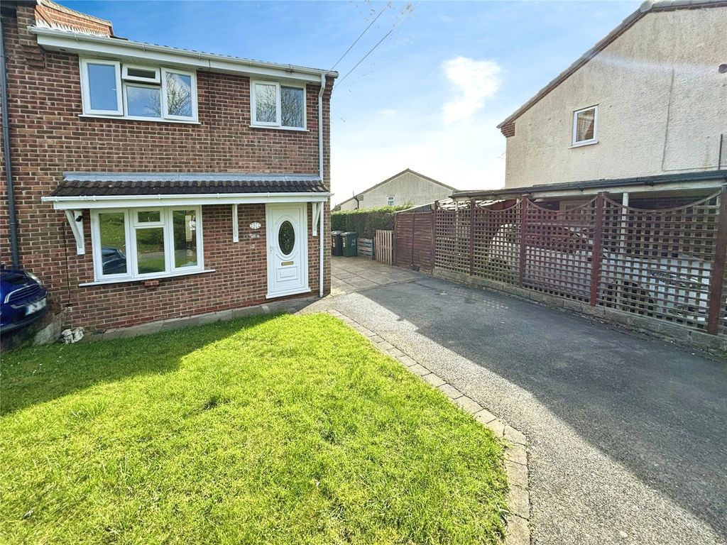 3 bed semidetached house to rent in Harvest Hill, Midway, Swadlincote