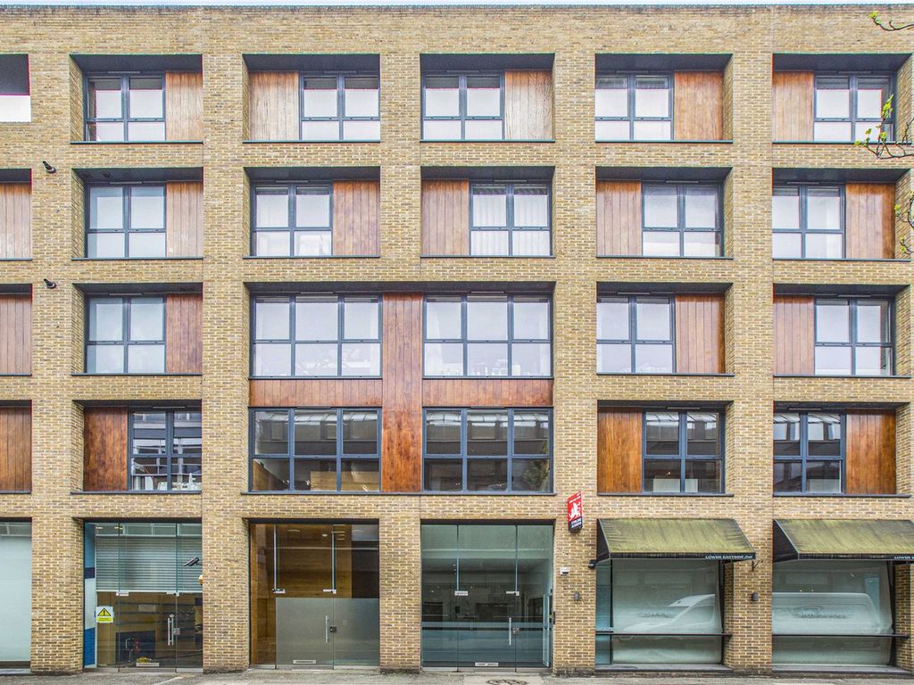 1 bed flat to rent in Scrutton Street, Shoreditch, London EC2A, £2,200