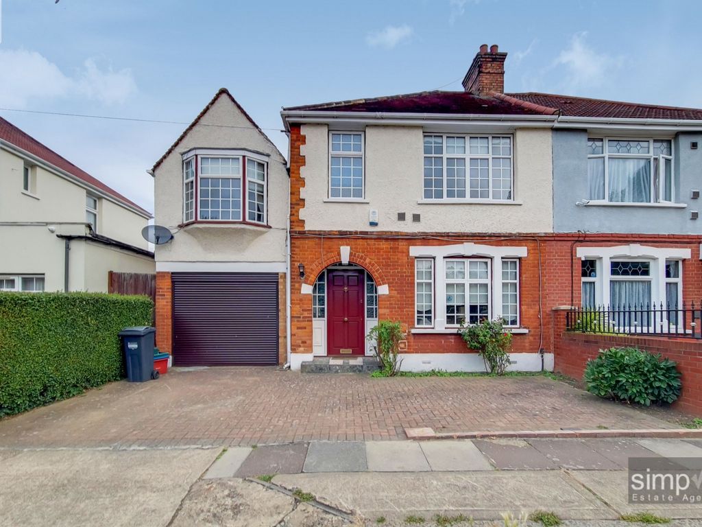 5 bed semidetached house for sale in Inwood Avenue, Hounslow TW3 Zoopla