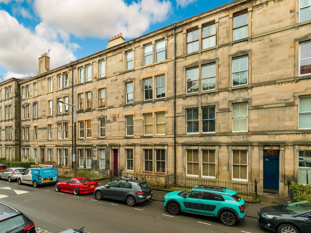 3 bed flat for sale in 3 3F1 Valleyfield Street, Tollcross, Edinburgh