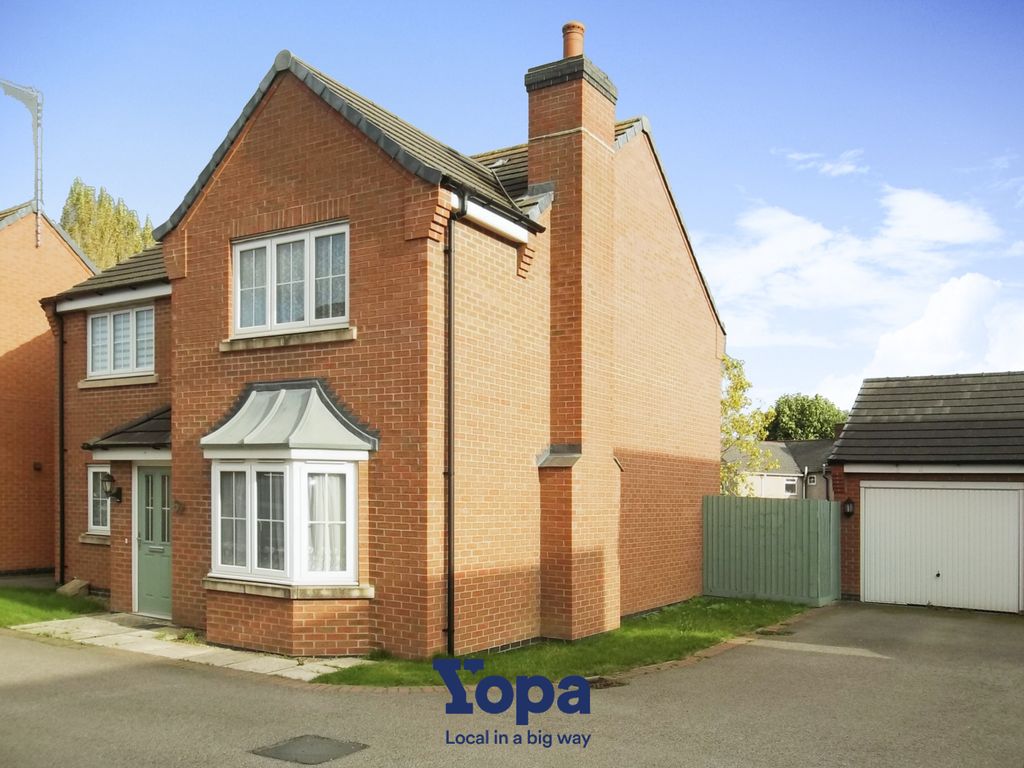 4 bed detached house for sale in Lancaster Gardens, Coventry CV6, £