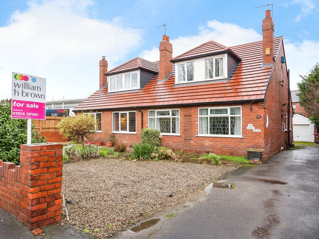 3 bed semidetached bungalow for sale in Horbury Road, Wakefield WF2, £