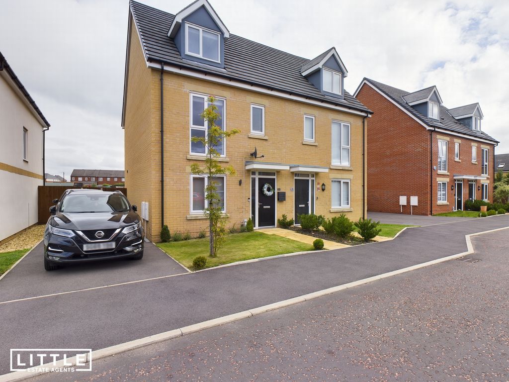 4 bed semidetached house for sale in Upton Close, St. Helens WA9 Zoopla