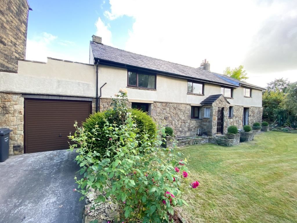 4 bed cottage for sale in Nettleton Road, Huddersfield HD5 Zoopla