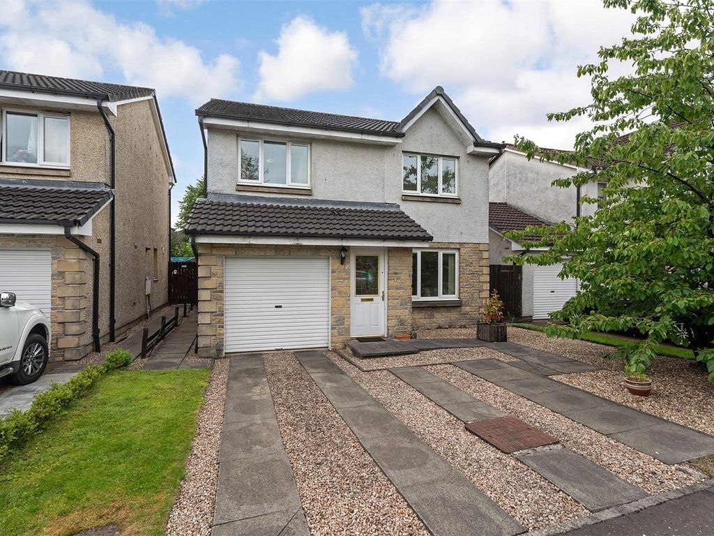 3 bed detached house for sale in Moubray Gardens, Cambus, Alloa FK10